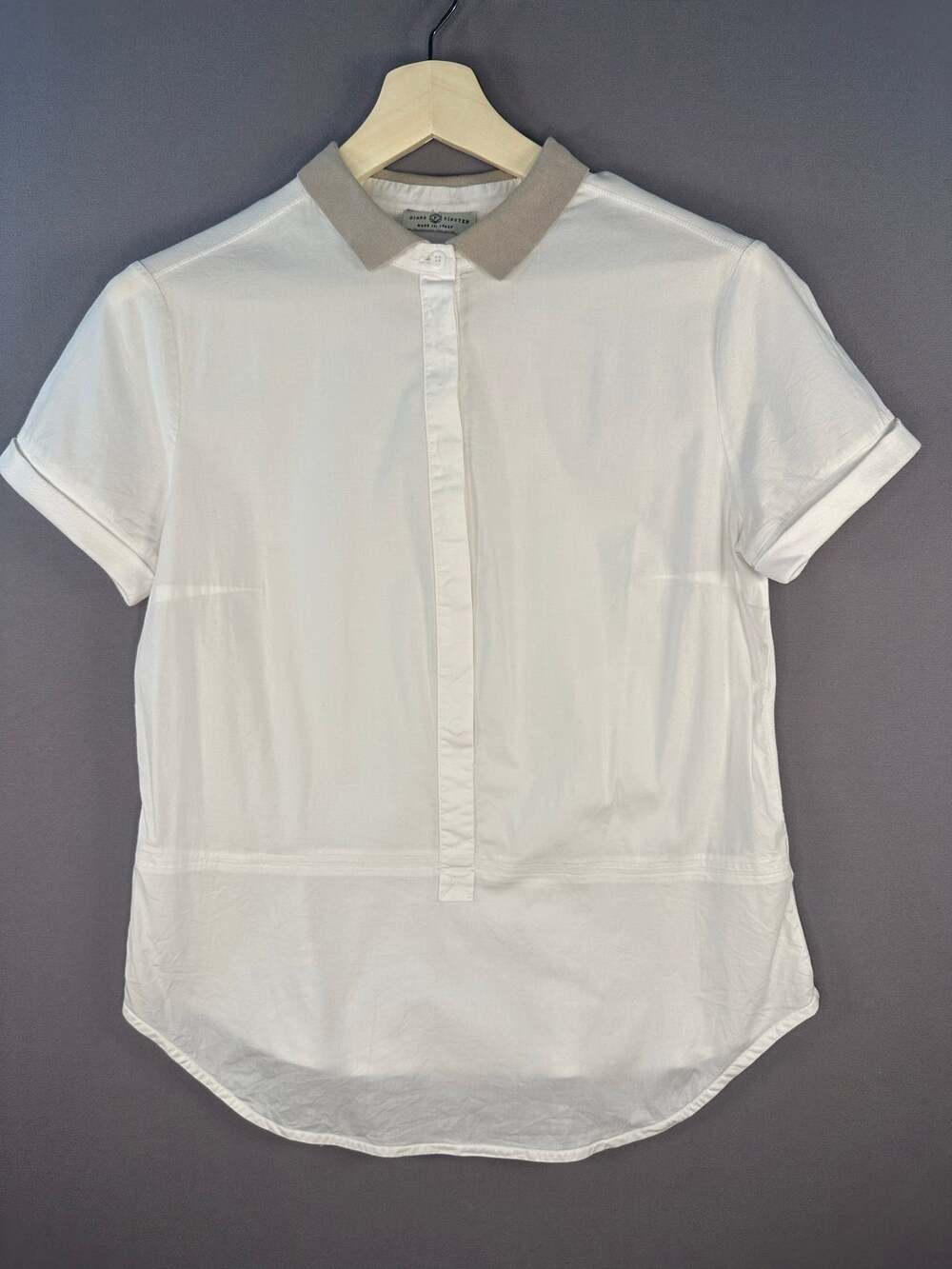 Diane Firsten White Cotton Polo Short with Tan Collar and Knit Back Size 10